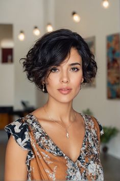 Short Hair Women Curly, Curly Bob With Bangs, Wavy Pixie Haircut, Best Bob Haircuts