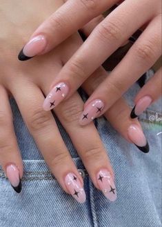 Simple Purple Nail Designs Almond, Kuromi Inspired Nails Simple, Black Acrylic Nails, Halloween Nails, Beauty Nails, Nails Inspiration, Cute Nails, Pretty Nails