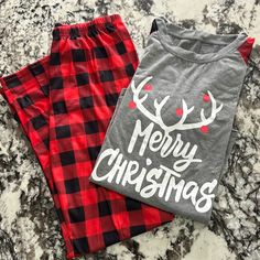 Nwot Size M Christmas Pj’s | 95% Polyester 5% Spandex | Stretchy & Cute Christmas Pjs Friends, Matching Christmas Pjs Friends, Christmas Pajamas Plaid, Christmas Pjs Women, Buffalo Plaid Pajama, Red Flannel Pjs, Red Christmas Sleepwear For Bedtime, Women’s Christmas Pj Set, Christmas Pj