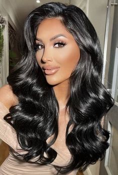 SAVE & Follow, for more post collection check my pin bio, Thank You. Bouncy Hollywood Curls, Big Hollywood Curls, Big Volume Curls, Black Hair Curls, Blowout Curls, Bombshell Curls, Old Hollywood Hair, Hollywood Curls, Bombshell Hair