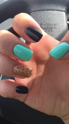 Teal Black Nails, Aqua And Black Nails, Teal Sparkle Nails, Black And Teal Nail Designs, Black And Teal Nails, Teal Nail Ideas