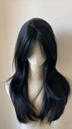 Cute Black Hair Hairstyles, Trendy Haircuts For Long Hair Bangs, Long Layered Black Hair, Unique Haircuts For Long Hair, Flat Hair Hairstyles, Black Hair With Layers, Hair Styles Asian, Hair Inspo Long, Hair Sculpture