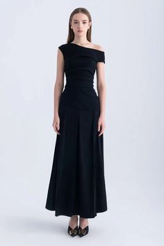 Maddie A-line Box Pleated Polycotton Ankle Length Skirt | MEAN BLVD Black Formal Dresses Midi, Black Top With Black Skirt, Old Money Black Dress Outfit, Dress To Meet His Parents, A-line Skirt, All Black Elegant Outfit, Classy Lady Aesthetic, Orchestra Outfit Concert Classy, Concert Black Outfit Orchestra