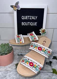 PLEASE READ BEFORE ORDERING!! Handcrafted Leather Sandals made in Mexico 100% Made in México [HOW TO ORDER YOUR SIZE] We do not carry half sizes -If you wear half size shoes we recommend going down half a size. (Ex. If you wear 6.5 US order a size 6) If you wear a size 6 order a size 6 ** I wear a size 5.5 US so I use a size 6 in Huaraches [WIDE FEET] If you have Wide Feet and wear a half size we recommend to size up [Easy and Quick step before purchasing] To get an exact size it's Recommended to Check your Shoe tag it will most likely have your shoe size in CM Huaraches are made of leather and stretch and mold to your feet after a few uses. When you first try them on they might fit a little tight but please give it a few wears so the leather can stretch. In order to reduce the exchange pr White Embroidered Closed Toe Sandals, Casual Open Toe Huaraches For Vacation, Summer Embroidered Round Toe Huaraches, Embroidered Open Toe Huaraches For Beach, Casual Embroidered Open Toe Huarache Sandals, Casual Embroidered Huarache Sandals For Beach, Embroidered Casual Huarache Sandals For Beach, Casual Embroidered Beach Sandals, Casual Embroidered Huarache Sandals For Spring