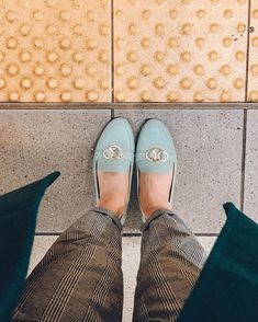 These loafers prove that heels aren’t the only way to stand out. pc: @onehappyysoul #WomensFootwear #Shoes #Loafers #Flats #Comfort #Style #WomensStyle #Commuter #Workwear Flat Lays, The Only Way