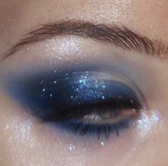 Palette Blue, Blue Pigment, Swag Makeup, Ethereal Makeup, Dope Makeup, Kesha, Eye Makeup Art, Blue Makeup