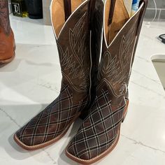 Worn Once! In Great Shape! Cowboy Western, Western Cowboy Boots, Western Boots, Zig Zag, Black And Brown, Men's Shoes, Cowboy, Man Shop, Collage