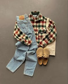 Vintage Fall Outfits Men, Granola Outfits Men, Springy Jeans, Neutral Fits, Vintage Outfit Inspiration, Flannel Outfits, Street Style Outfits Men, Fall Outfits Men