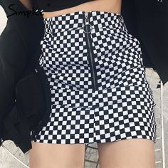 Front Zipper Skirt, Pieces Outfits, Skirt Streetwear, Checker Pattern, Designing Ideas, Check Skirt, Checkered Skirt, Plaid Outfits