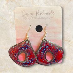 I design these earrings, these are wide teardrop shape with an oval cutout in the middle, modern 70's look, original design cut out of sheet copper, then the glass enamel powder is applied and then I fire in my kiln at over 1400 degrees after each enamel application until it looks like how I want it to look, then the sterling silver ear wires are added to finish Design Earrings, Enamel Earrings, Earrings Boho, Style Earrings, 70s Fashion, Ear Wire, Boho Earrings, Fused Glass, Ear Wires