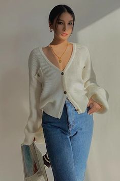 Item Type: TopsMaterial: Cotton Blend. WoolPattern: PlainNeckline: V NeckSleeve Length: Long SleeveColor: White. BlueSize: One Size Size (CM): Length Bust Sleeve Shoulder One Size 46 96 50 50 Winter V-neck Cardigan For Day Out, V-neck Knit Cardigan For Day Out, Soft Knit V-neck Cardigan For Day Out, Knit V-neck Cardigan For Day Out, Non-stretch V-neck Sweater For Layering, V-neck Knitted Cardigan For Day Out, Non-stretch V-neck Cardigan For Day Out, Knitted V-neck Cardigan For Day Out, Cozy V-neck Top With Buttons