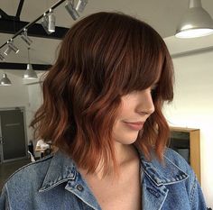 Auburn Short Hair With Bangs, Short Auburn Brown Hair, Short Cinnamon Hair, Dark Auburn Bob Haircut, Layered Bob Hairstyles For Round Face, Chestnut Brown Hair Short, Mahogany Bob