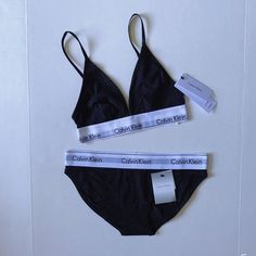 You're Getting Authentic Calvin Klein Modern Cotton Set 2 Items (1) Top Triangle Bralette (2) Bottom Bikini Made Of 53% Cotton 35% Modal 12% Elastane. A Modern Cotton Bralette Featuring A Wide Elasticized Logo Band. No Offers, No Returns, Or Trades, Thank You For Understanding. Thanks, Money Tree Store B2l Shameless Dr, Cotton Bralette, Money Tree, Triangle Bralette, Cotton Set, Calvin Klein Black, Womens Calvin Klein, Boy Shorts, Cropped Hoodie