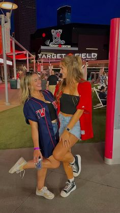 Cute Baseball Game Outfit, Baseball Opening Day, Field Target, Baseball Game Outfit, Game Outfit, Baseball Game, Baseball Games, Gameday Outfit