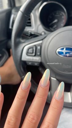 iridescent nail color White Opal Nails Acrylic, Iridescent White Nails, Irredecent Nail Designs, Iridescent Nail Designs, Irridecent Design Nails, Iridescent French Tip Nails, Opalescent Nails, Irridescent Nails, Iridescent Nails