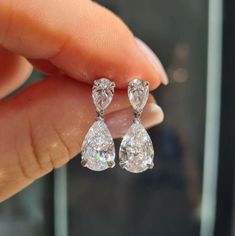 Most Expensive Earrings, Drop Silver Earrings, Teardrop Diamond Earrings, Diamond Teardrop Earrings, Wedding Earrings Diamond, Pear Diamond Earrings, Pear Jewelry, Everyday Jewelry Gold, Diamond Earrings Wedding