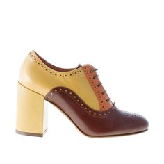 StrikeCalzature Web Luxury Shoes Store Calzature Uomo / Men Shoes Calzature Donna / Women Shoes I nostri Marchi / Our Brands L'AUTRE CHOSE women shoes Multicolor leather oxford with brogue detailing       L'AUTRE CHOSE L'Autre Chose scarpe donna Scarpa francesina in pelle multicolore marrone, senape e brandy con impunture brogue. Suola in gomma. Tacco 8,5 cm Made in Italy Modello: LDD050.85WP0424E299 Collezione: Autunno-Inverno Prezzo di listino: € 400   L'Autre Chose women shoes Multicolor leat Brown Mustard, Shoes Store, Leather Oxford Shoes, Shoe Store, Womens Oxfords, Luxury Shoes, Flat Shoes Women, Heeled Mules, Brandy