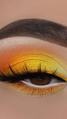 Make Up Kits, Yellow Eye Makeup, Drag Make-up, Yellow Makeup, Makeup List