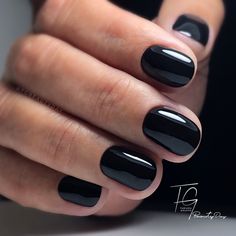 Short Round Dark Nails, Natural Shape Nails, Shellac Toes, Black Cherry Nails, Mens Nails, Retro Nails, Cute Toe Nails, Cherry Nails, Black Nail Polish