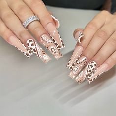 Rodeo Nails Westerns, Mexican Themed Nails Acrylic, Nail 2023 Spring, Nail Colors Spring, Spring Nails Inspiration, Corset Nails, Spring Nail Inspiration, Coachella Nails, Country Acrylic Nails