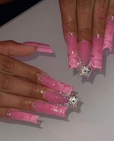 Nail Gem Ideas, Acrylic Nails Nude, Business Nails, Kitty Nails, Nails Design With Rhinestones, Colored Acrylic Nails, Basic Nails, Hello Kitty Nails, Long Acrylic Nails Coffin