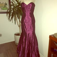 Trumpet Style Gown. It’s A Taffeta Type Fabric. 100%!Polyester. It Has “Rn 81120” Referenced On The Tag. It’s Nwot. It Has Been Tried On But Never Worn. It Has A Slight Train In Back. The Last Photo Is Of The Gown Wrong Side Out To Show The Support Strap With 3 Different Sizes. I Have Another Similar Style Jovani Gown In Teal I Will List Next Week. Jovani Gown, Jovani Dresses, Next Week, Evening Gown, Evening Gowns, Strapless Dress, Size 12, Train, Womens Dresses