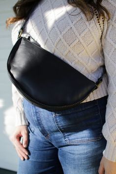 Looking for a convertible leather pouch that you can wear three ways and goes with everything? Whether you are planning a casual outfit, dress to impress outfit or casual chic, our versatile leather pouches will compliment your outfit and accessories. Get this trendy handbag if you love a minimalistic look.

#fannypack #slingbag #handbag #leatherpouch #trendyoutfit