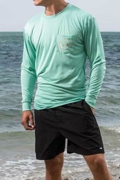 Southern Marsh: FieldTec Long Sleeve Performance Tee, Bimini Green Casual Stretch T-shirt For Outdoor Activities, Casual Stretch T-shirt For Outdoor, Outdoor Long Sleeve Moisture-wicking T-shirt, Moisture-wicking Long Sleeve Tops For Beach, Green Crew Neck Top For Outdoor, Upf 50+ Crew Neck Tops For Surfing, Green Breathable Tops For Outdoor, Upf 50+ Crew Neck Top For Outdoor Activities, Green Moisture-wicking Beach Tops