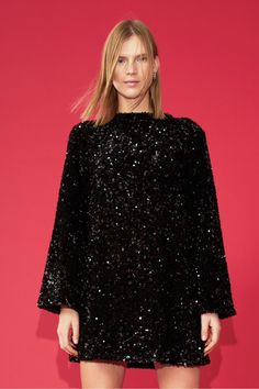 Casual Bar Outfits, Short A Line Dress, Bar Outfits, Sparkle Outfit, Xmas Outfits, Black Sequin Dress, Clothing Websites, Wide Sleeves