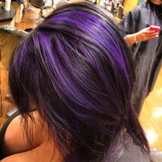 Dark Hair Purple Highlights, Black Hair Purple Highlights, Purple Highlights Black Hair, Highlights Black Hair, Diy Ombre Hair, Purple Hair Highlights, Skunk Hair, Dark Purple Hair, Purple Highlights