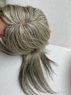 Tillstyle salt and pepper white and grey hair topper. It is best suitable for thinning crown area can be used for short hair to add volume. You can cover gray and white hair to produce fullness in thinning crown area. Best for covering hair loss.Tillstyle Human Hair Topper is the perfect solution for those who require coverage for bald spots or thinning hair. Made with 100% real human hair, it adds a natural look and style. With its gray and white hair, it offers a realistic look that boosts con Gray And White Hair, Grey Hair Topper, Alopecia Hairstyles, Human Hair Clip Ins, Hair Topper, Short Hair Wigs, Half Wigs, Holiday Hairstyles, Clip In Hair