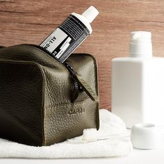 Toilette Design, Dopp Bag, Leather Wash Bag, Hand Stitches, The Barber, Leather Toiletry Bag