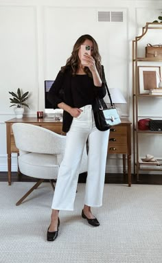 5 Ways To Style White Wide Leg Jeans (Part I) - Lilly Style Cropped White Wide Leg Jeans Outfit, White Jeans Work Outfit Summer, White Cullote Pants Outfit, White Wide Leg Jeans Outfit Winter, White Jeans Outfit Work, White Wide Jeans Outfit, Wide White Pants Outfit, White Jeans Work Outfit, White Cropped Jeans Outfit