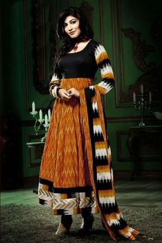 Indian Kurtis, Kalamkari Dresses, Ikkat Dresses, Designer Anarkali Dresses, Lehenga Saree Design, Designer Salwar Kameez, Anarkali Salwar, Simple Kurta Designs, Ikat Dress