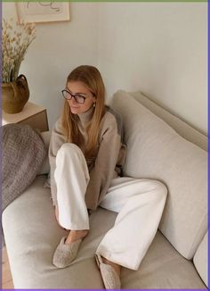 aes, simple outfits, spring outfits, cute Home Outfit Women, Stay At Home Outfits, Home Outfit, Cozy Outfit