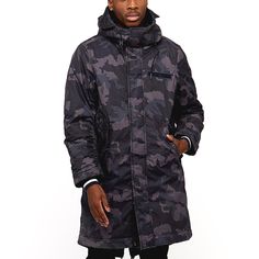 Brand New With Tag Dark Obsidian/White Camo Pattern Water Repellent Loose Fit Aa8859-475 Medium Nike Athleisure Outerwear With Pockets, Winter Military Sports Outerwear, Military Style Winter Sports Outerwear, Fitted Athleisure Outerwear For Cold Weather, Nike Functional Outerwear For Cold Weather, Casual Nike Outerwear With Detachable Hood, Military Style Long Sleeve Sports Outerwear, Nike Outerwear With Detachable Hood, Nike Tech Joggers