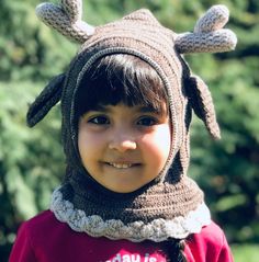 Hello!  Welcome to our creative world where unique designs come to life. this gray deer design balaclava with small ears and cute but non-threatening antlers can be a special Christmas or Halloween gift for kids.  ⚠️ Why should you choose us? We care about children's sensitive skin, so we use special wool and acrylic blended yarns that do not cause allergies and irritation. And we put a lot of love in it 🥰  🚭 And we want you to know that our products are produced in a smoke-free environment. It can be a great gift alternative not only for children but also for your lover, wife, husband or friends this winter. you will give them a cool and warm gift that reflects their personality. 🐕 🐾  💪🏼  In addition, with every product you will purchase, you will support lonely, strong and talented Balaclava Crochet, Antler Hat, Small Ears, Crochet Owl Hat, Crochet Animal Hats, Crochet Christmas Hats, Dragon Hats, Viking Hat, Crochet Deer