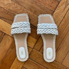 Zara Sandals - Spring 2022 Collection *Never Worn* Zara Sandals, Spring Sandals, Zara White, Zara Shoes, Summer Shoes, Women's Shoes Sandals, Shoes Sandals, Color White, Size 7