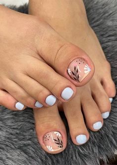 Cute Summer Pedicure, Toenails Polish, Summer Toenails, Pedicure Design, Easy Toe Nail Designs, Simple Toe Nails, Feet Nail Design, Pedicure Nail Designs, Pedicure Ideas