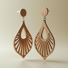 Elegant and refined wooden pendant earrings, made entirely by me with laser cutting. Natural and ecological material. Natural Material Jewelry, Laser Cut Wood Crafts, Wood Burning Crafts, Laser Cut Earrings, 3d Laser, Wooden Pendant, Earring Crafts, Wooden Earrings, Laser Cut Wood