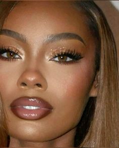 Make Up Inspiration, Formal Makeup, Brown Skin Makeup, Circle Lenses