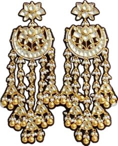 Punjabi Earrings, Bridal Jewelry Gold, Kundan Chandbali, Indian Bridal Jewelry, Chandbali Earrings, Earrings Indian, Polki Jewellery, Kundan Earrings, Bridal Jewellery Indian