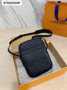 Lv Sling Bag For Men, Neon Pants, Mens Designer Bag, Sling Bag Men, Lv Shoulder Bag, Louis Vuitton Backpack, Men Bag, Swag Bag, Sport Style