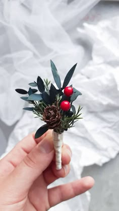 Flower hair comb and boutonniere for winter wedding, Christmas and holiday season. Materials: artificial flowers, pine cones, greenery, beads. The actual colors may slightly differ from the colors you see on your screen, as it depends on the specific monitor settings. In case some materials are out of stock, they may be replaced with a similar one. Matching boutonniere, flower bracelet, hair crown can be made to order along with this accessory here: https://www.etsy.com/listing/735358517 This an Greenery Hair Piece, Winter Boutonniere, Christmas Wedding Bouquets, Christmas Wedding Flowers, Christmas Wedding Themes, Christmas Wedding Inspiration, Cozy Wedding, Cone Crafts