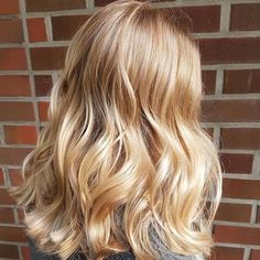 15 Golden Blonde Hair Ideas & Formulas | Wella Professionals Pale Soft Autumn, Creamy Caramel Blonde Hair, Strawberry Bleach Blonde Hair, Golden Blonde Vs Cool Blonde, Honey Blonde Vs Golden Blonde, All Over Golden Blonde Hair Color, Golden Blonde Hairstyles, Rooty Golden Blonde Hair, Pale Golden Blonde Hair