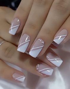 Elegant Touch Nails, Art Nail Art, Manicure Nail Designs, French Manicure Nails, Nude Nail Designs, Fancy Nails Designs, Her Nails, Work Nails, Pretty Nail Art Designs