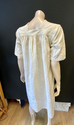 "Antique 1800s French traditional linen hemp nightdress/ smock or shift dress with embroidered monogram in red. Bust size 36/38\" The monogram, JB is nicely worked. The shift has a square neckline edged in picot lace, and has a lace edged front placket that fastens with two small buttons. Gathered onto the yoke both front and back to give fullness. Short lace edged sleeves. The, the fabric is sturdy and durable, but still feels a little coarse, that indicates the lack of use, as hand loomed line Victorian Aesthetic Dress, Mod Suits, The Shift, Embroidered Monogram, Ladies Clothing, Women's Nightgowns, Nightgowns, Lace Edging, Knit Skirt