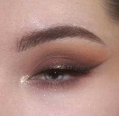 Different Makeup Aesthetics, Make Up Ideas Creative, Unique Eye Makeup, Maquillage On Fleek, Eye Makeup Ideas, Swag Makeup, Eye Makeup Pictures, Ethereal Makeup, Pinterest Makeup