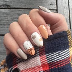 Thank you for checking out my shop! Transform your nails into a cozy autumn masterpiece with our adorable fall-themed press-on nails. Embrace the season with pumpkin prints, intricately designed to capture the essence of fall.  Each set is hand-painted and made to order, so if there is something you'd like to change or a different color, please let me know and we can discuss it! Please don't try to make changes to the shape or length, it could destroy the nails. We are not responsible for any damage from attempts to alter the nails. If something happens to the nails in shipping or a mistake on our end, we'll be happy to send a new set.  Package Includes: 10 Press-on Nails 1 Glue 1 Buffer  1 File  1 Wooden Cuticle Pusher Nails Collection, Fall Nail Ideas, September Nails, Pumpkin Nails, Seasonal Nails, Fall Acrylic Nails, Short Acrylic, Thanksgiving Nails