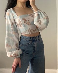 Fashion Top Outfits, Peach Blush, Song Of Style, Trendy Fashion Tops, Looks Chic, Fashion Design Clothes, Girls Fashion Clothes